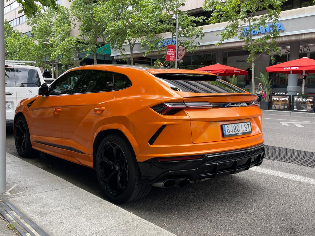 6480 LST, Lamborghini Urus 1st gen, 2018–