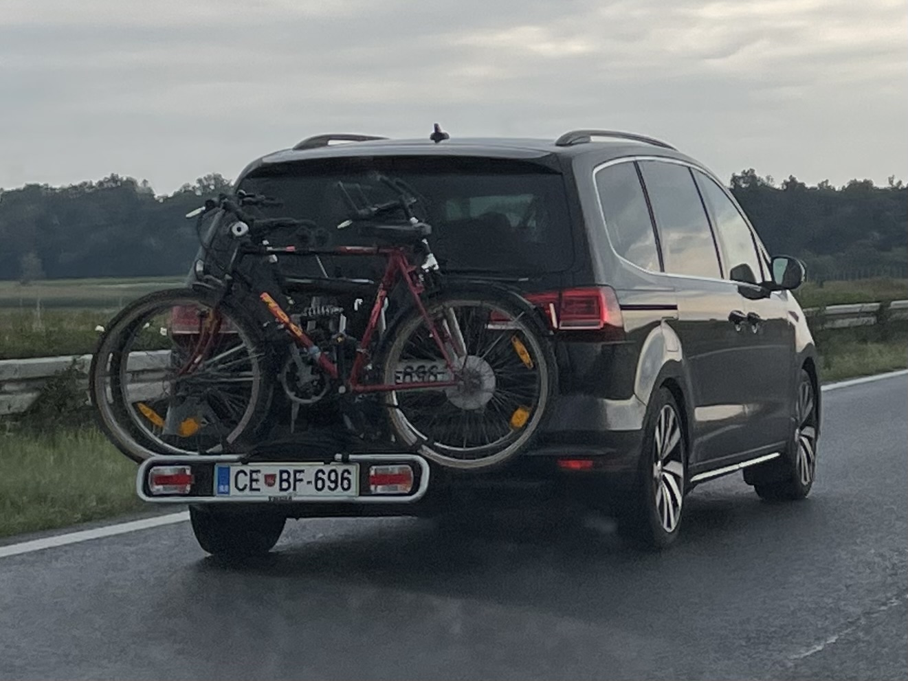 CE BF-696, Volkswagen Sharan 2nd gen (7N), 2010–2022