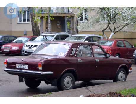2703 CX-7, GAZ 24 Волга