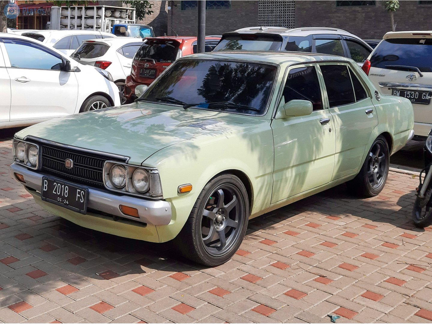 B 2018 FS, Toyota Corona 5th gen (Toyopet Corona) 4-door Sedan (T100/T120), 1973–1978