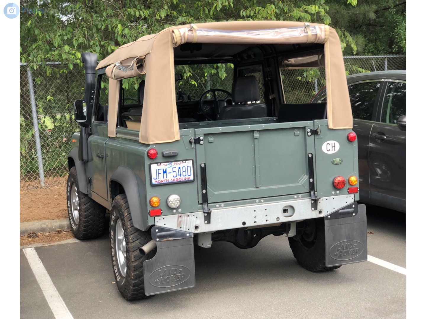 JFM-5480, Land Rover Defender 1st gen 90