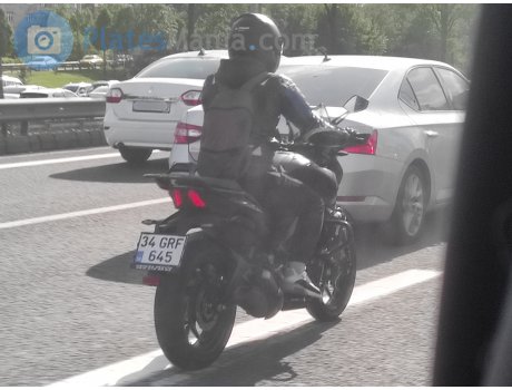 34 GRF 645, Bajaj Bruzer / Dominar