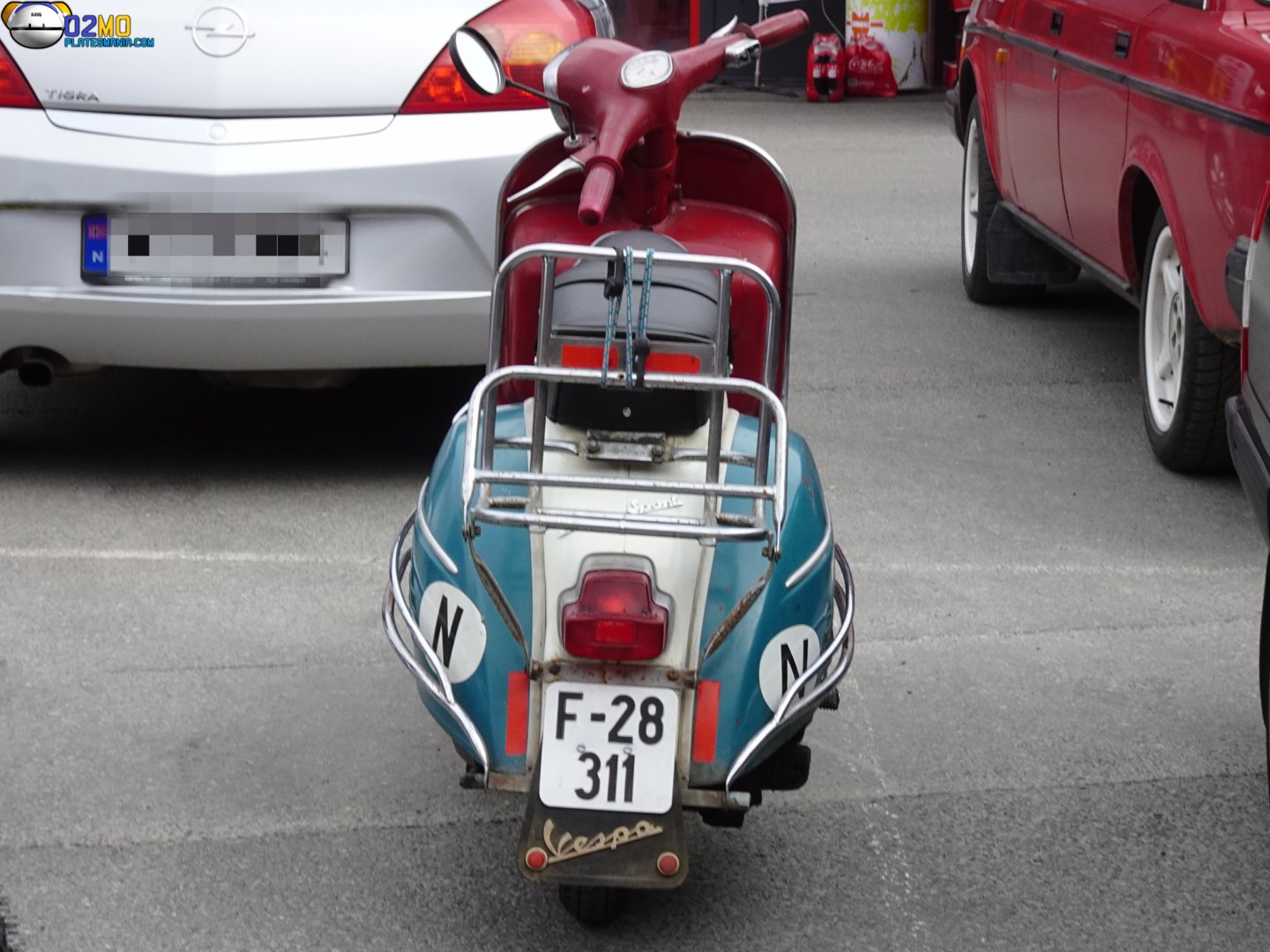 F-28311, Vespa 180 SS 