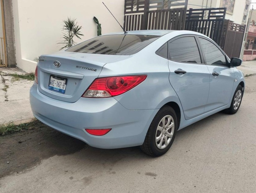 WXE-162-B, Dodge Attitude 2nd gen (RB; MX-market), 2011–2014