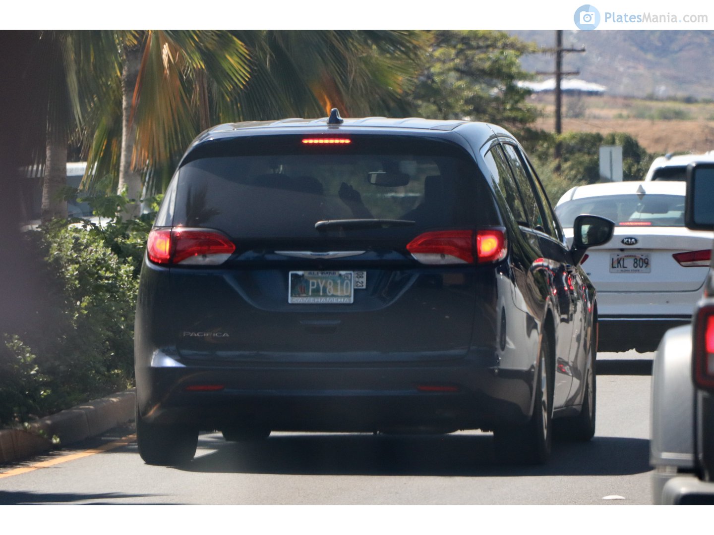 PY810, Chrysler Pacifica 2nd gen Minivan (RU), 2016–2020