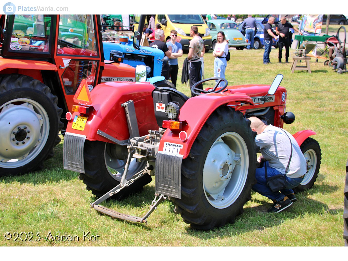 DTR 7T, Massey Ferguson 100-Series 