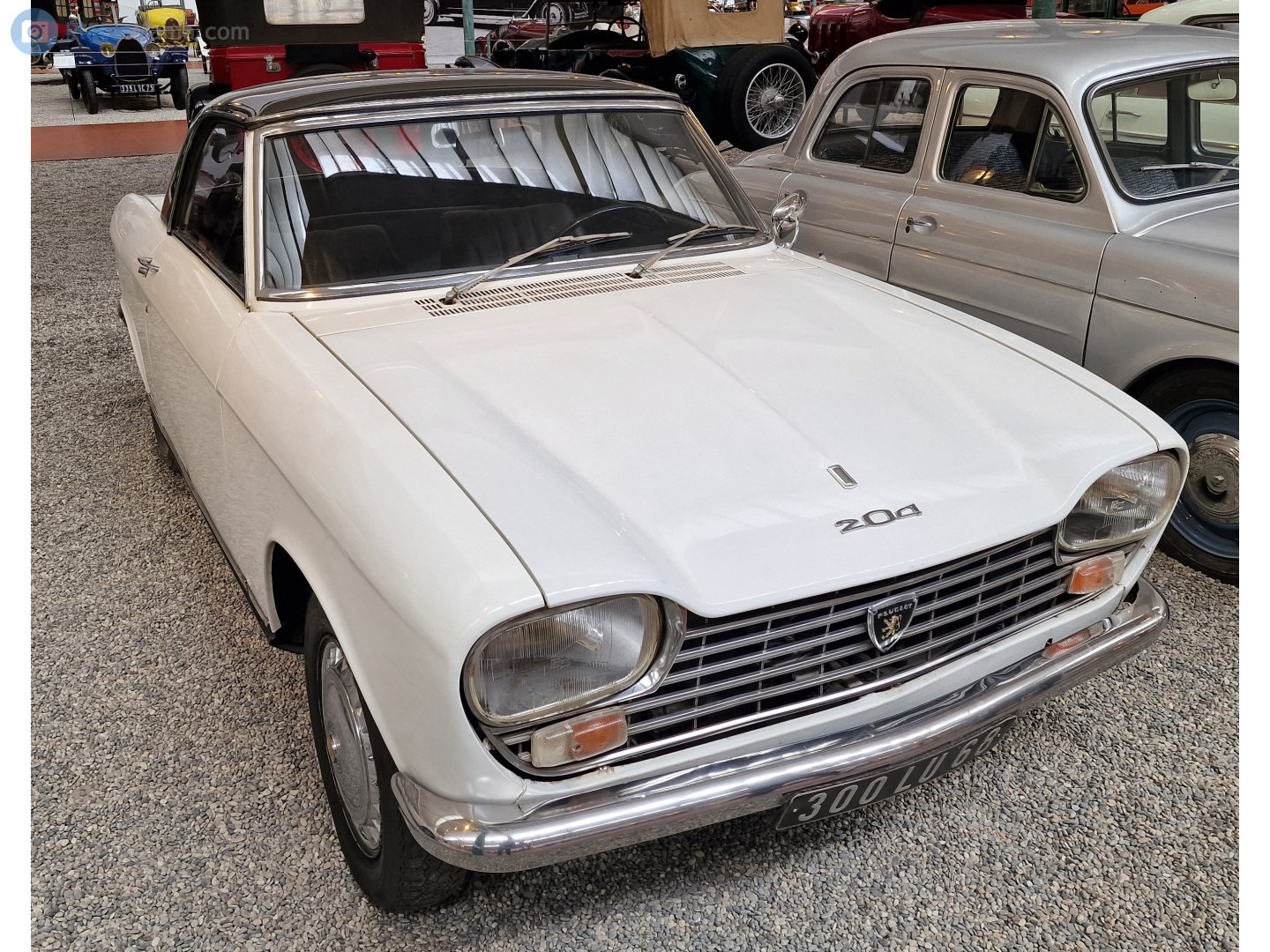 300 LU 68, Peugeot 204 1st gen Coupé, 1966–1970