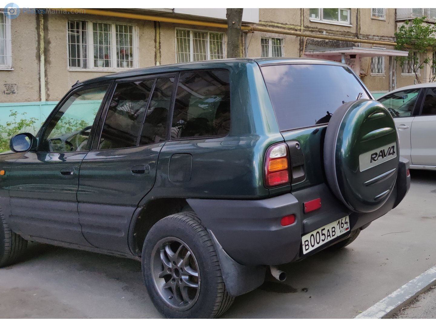 в 005 ав 164, Toyota RAV4 1st gen 5-door SUV (XA10), 1994–2000