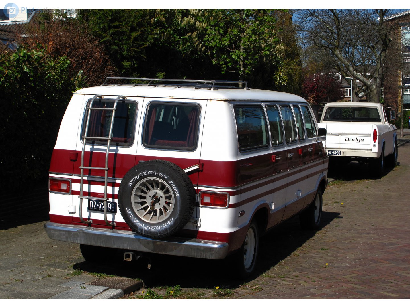 DZ-72-99, Dodge Sportsman 