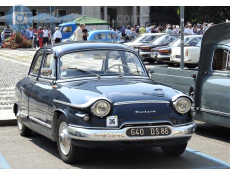 640 DS 88, Panhard PL17