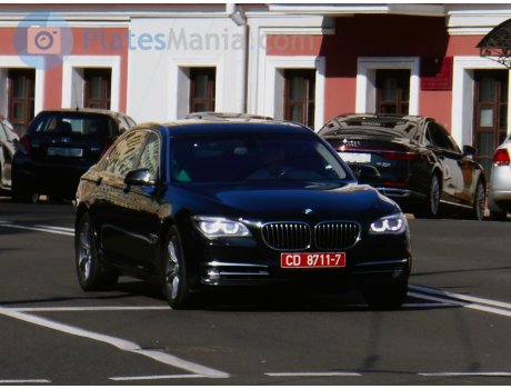 CD 8711-7, BMW 7 Series