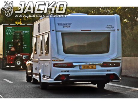 DH 8701, Fendt-Caravan Bianco