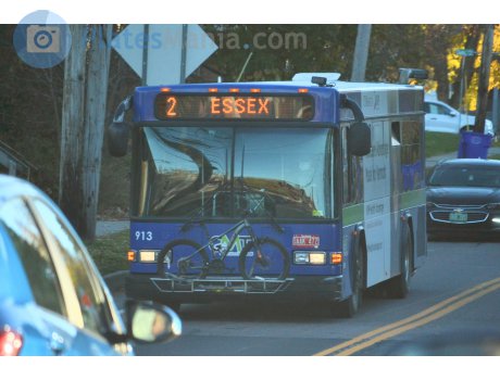 AAK 472, Gillig Low Floor