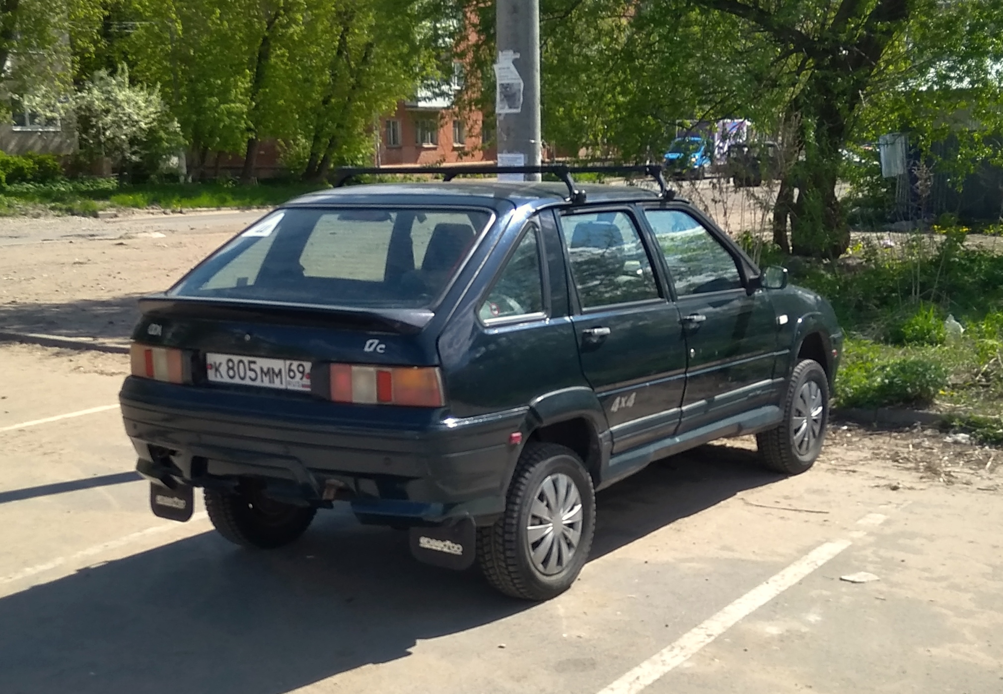 к 805 мм 69, Izh 2126 2126 Ода (Oda) 4×4, 2000–2005