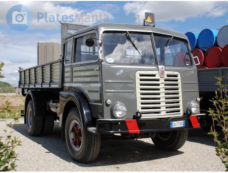ZA 771 RG, FIAT 600 Serie II Trucks