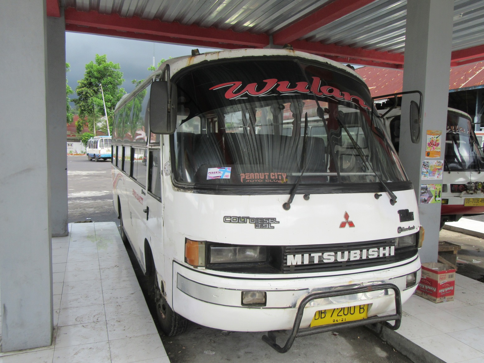 DB 7200 B, Mitsubishi Colt Diesel 