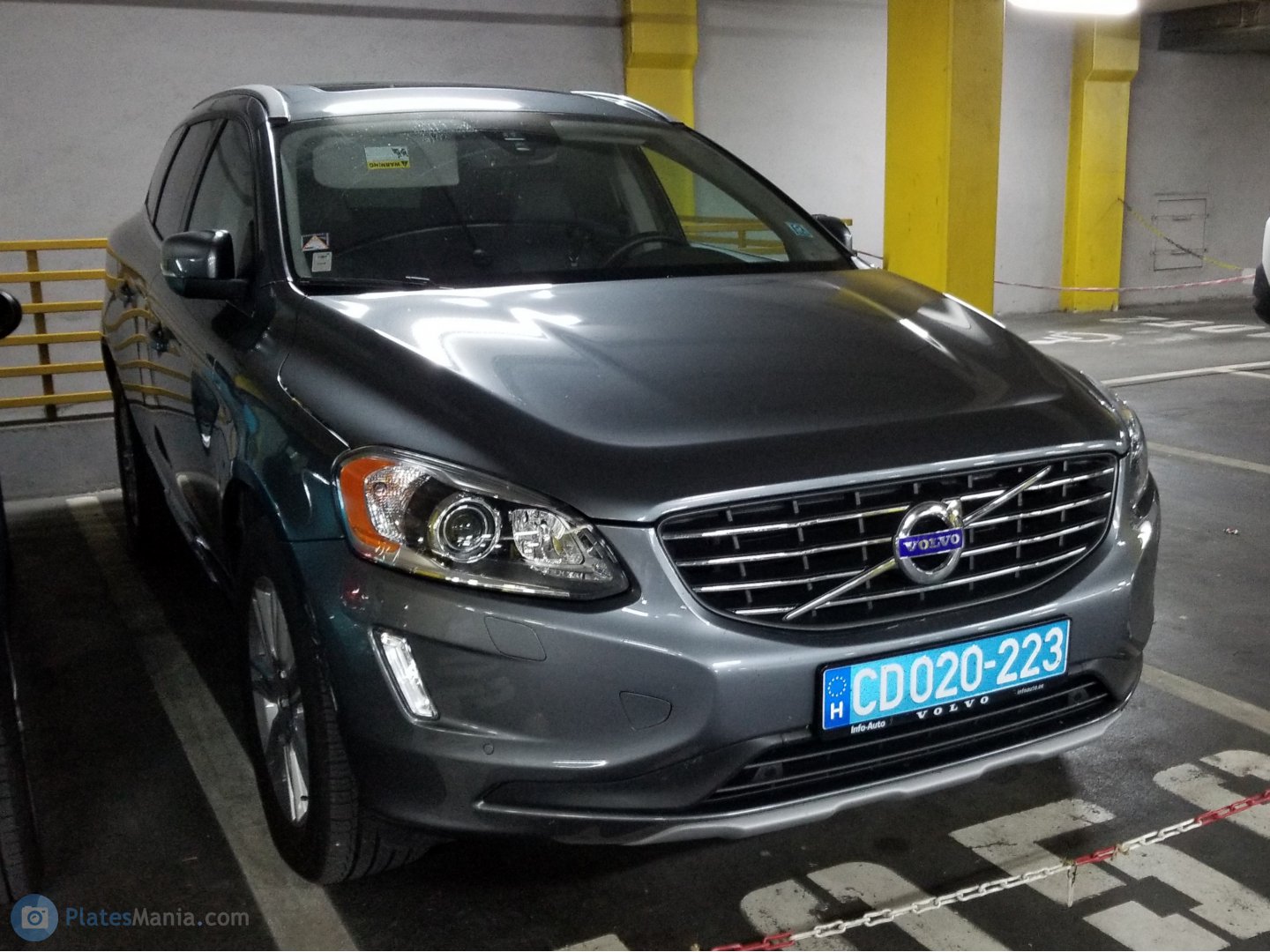 CD020-223, Volvo XC60 2nd gen (246), 2017–2025