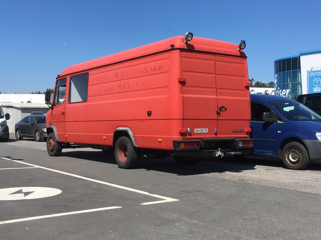 DH 3675, Mercedes-Benz T2 2nd gen (668/669/670), 1986–1996