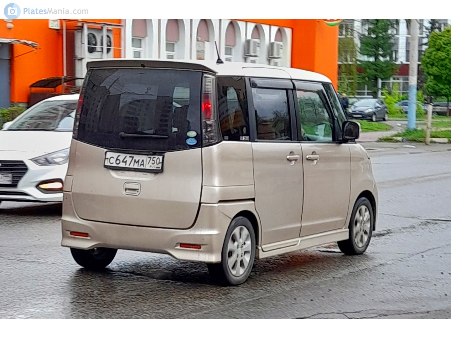 с 647 ма 750, Suzuki Palette 1st gen SW (MK21), 2009–2013