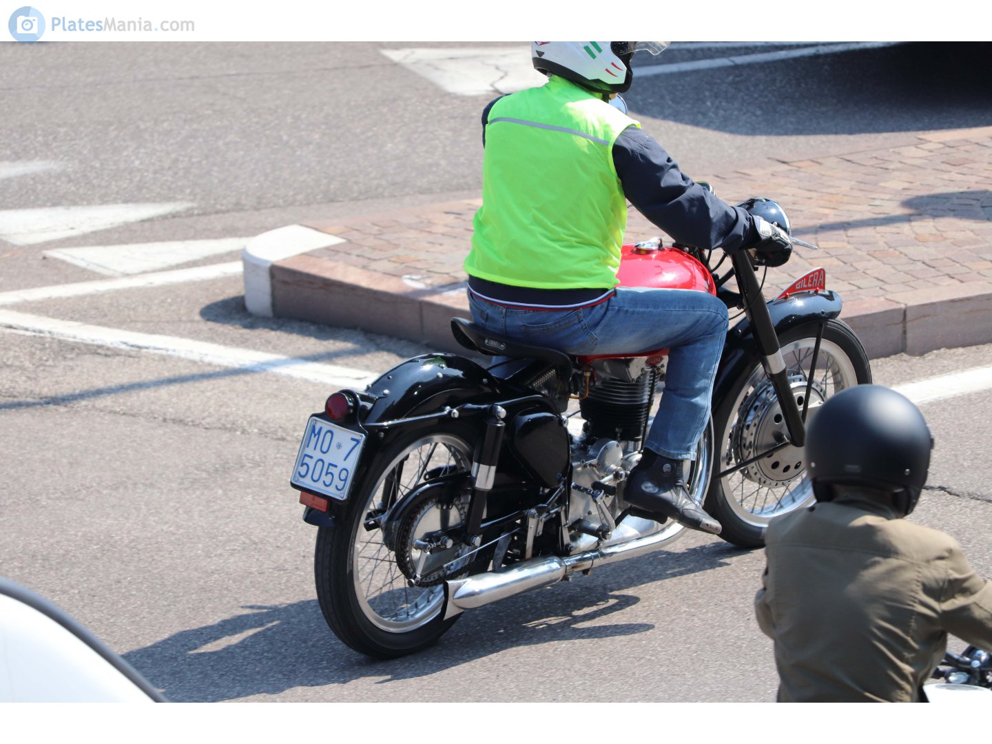 MO 75059, Gilera Saturno 