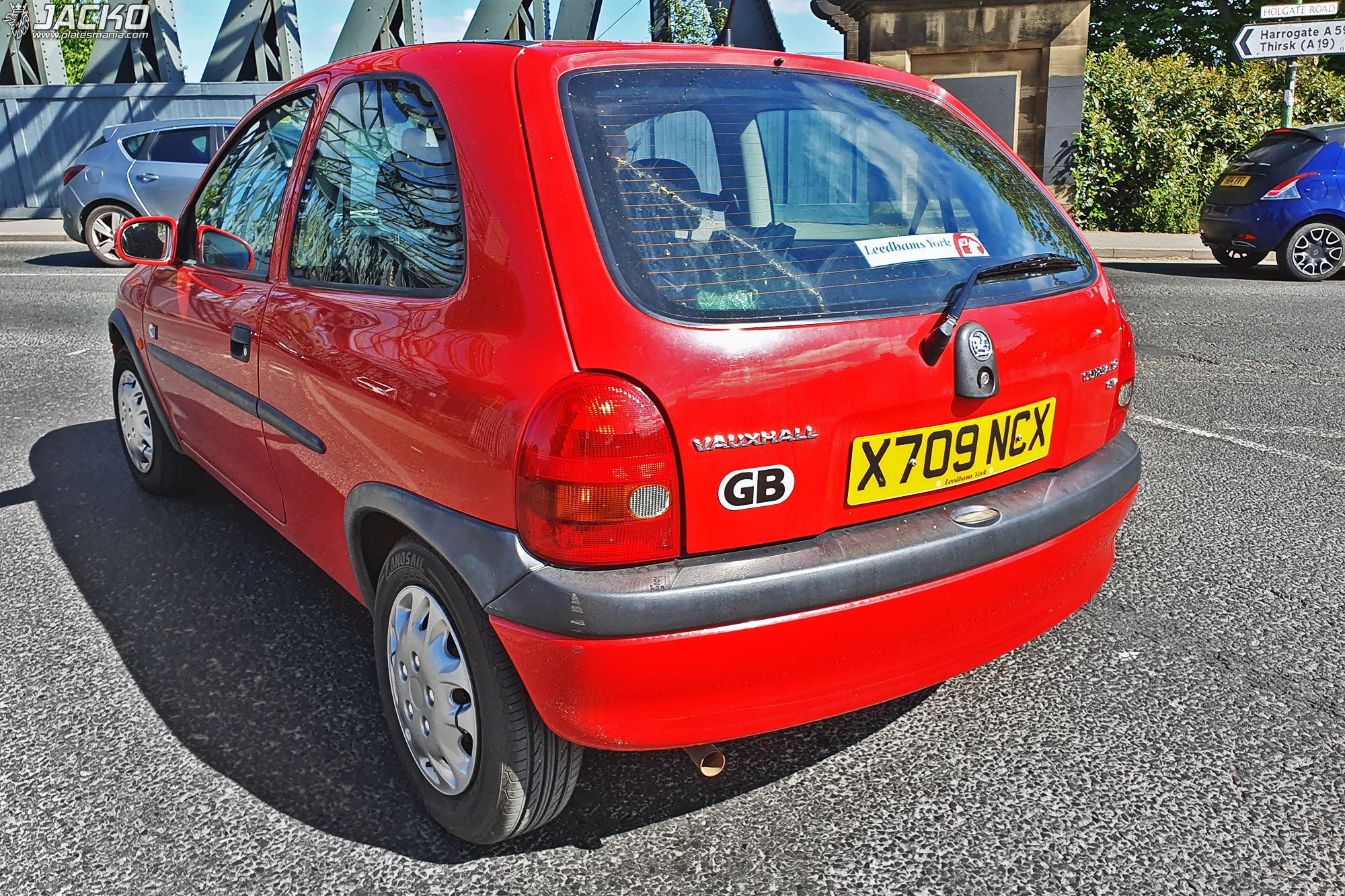 X709NCX, Vauxhall Corsa 1st gen 3-door Hatch (B; S93), 1993–2000