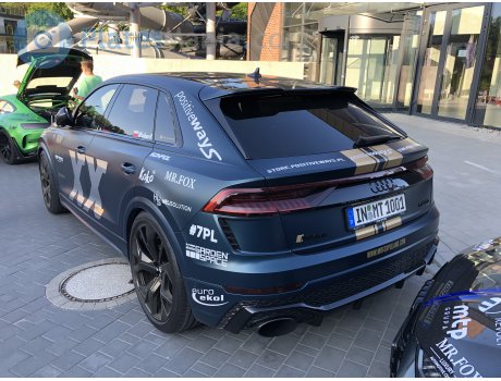 IN MT 1001, Audi RS Q8