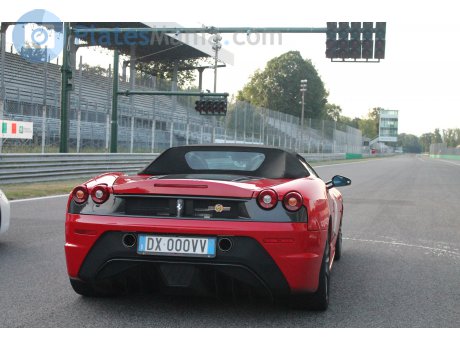 DX 000 VV, Ferrari Scuderia Spider 16M