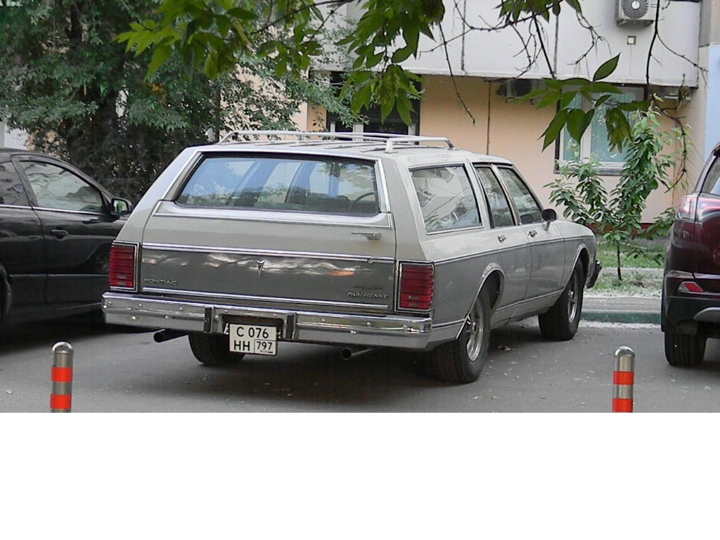 с 076 нн 797, Pontiac Parisienne 5th gen, 1977-1986