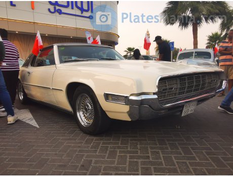 ‎٩٨٦٨‎ ‎د ن ص‎ / 9868 XND, Ford Thunderbird