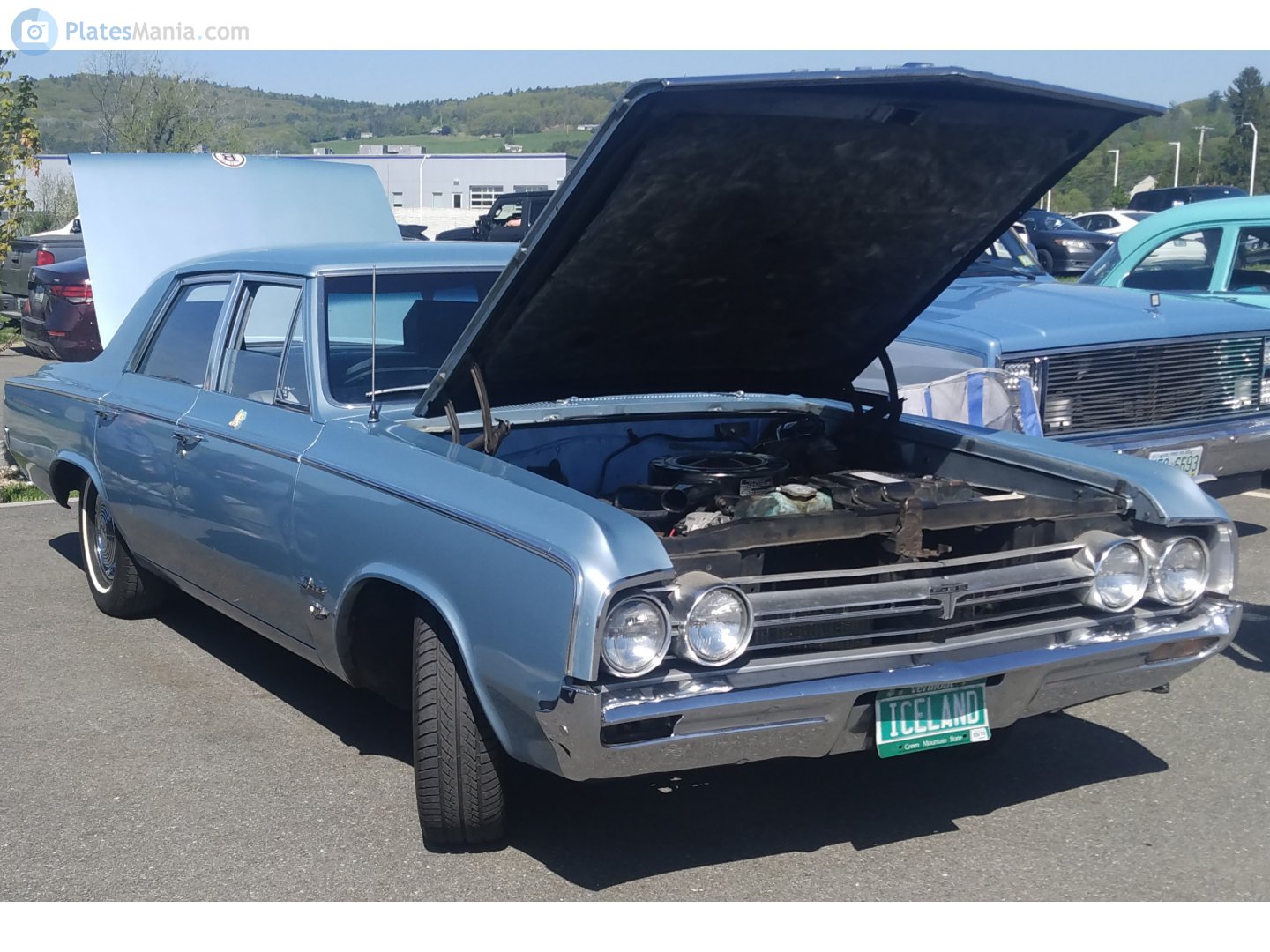ICELAND, Oldsmobile F-85 2nd gen 1964 Sedan, 1963–1964