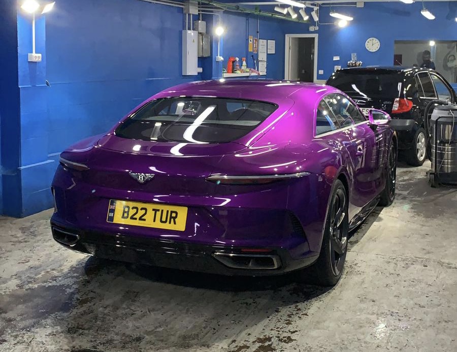 B22TUR, Bentley Batur 