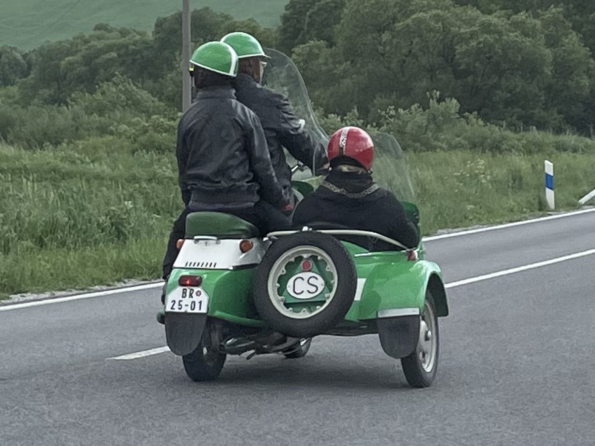 BR 25-01, ČZ Čezeta 