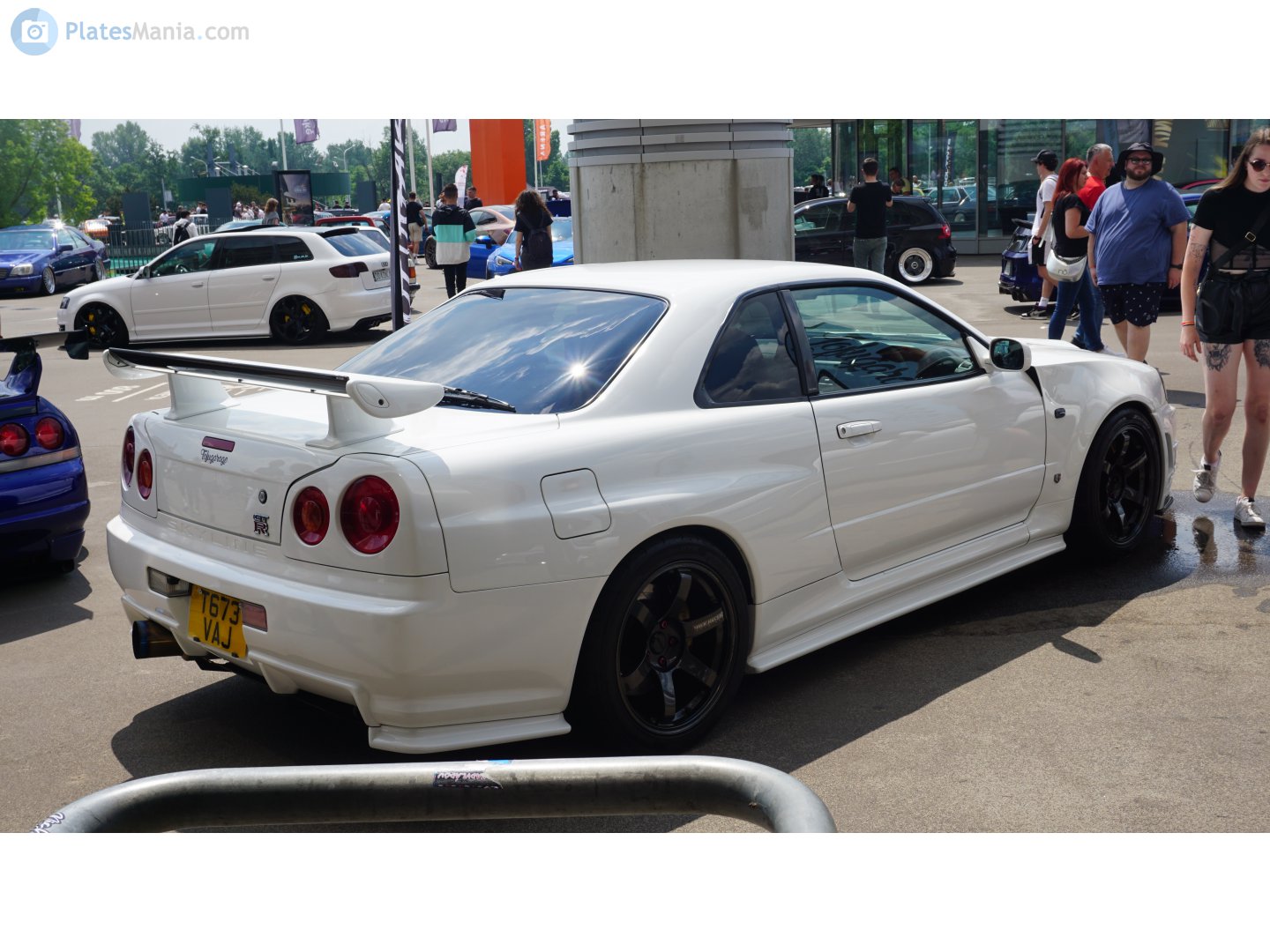 T673VAJ, Nissan Skyline 10th gen Coupé (R34), 1998–2001