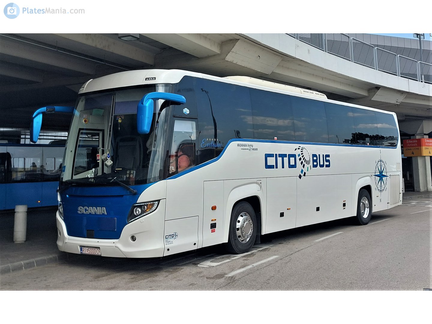 RI 5000-CF, Scania Touring HD (Higer A80T) 