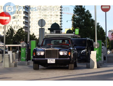 м865оо777, Rolls-Royce Corniche