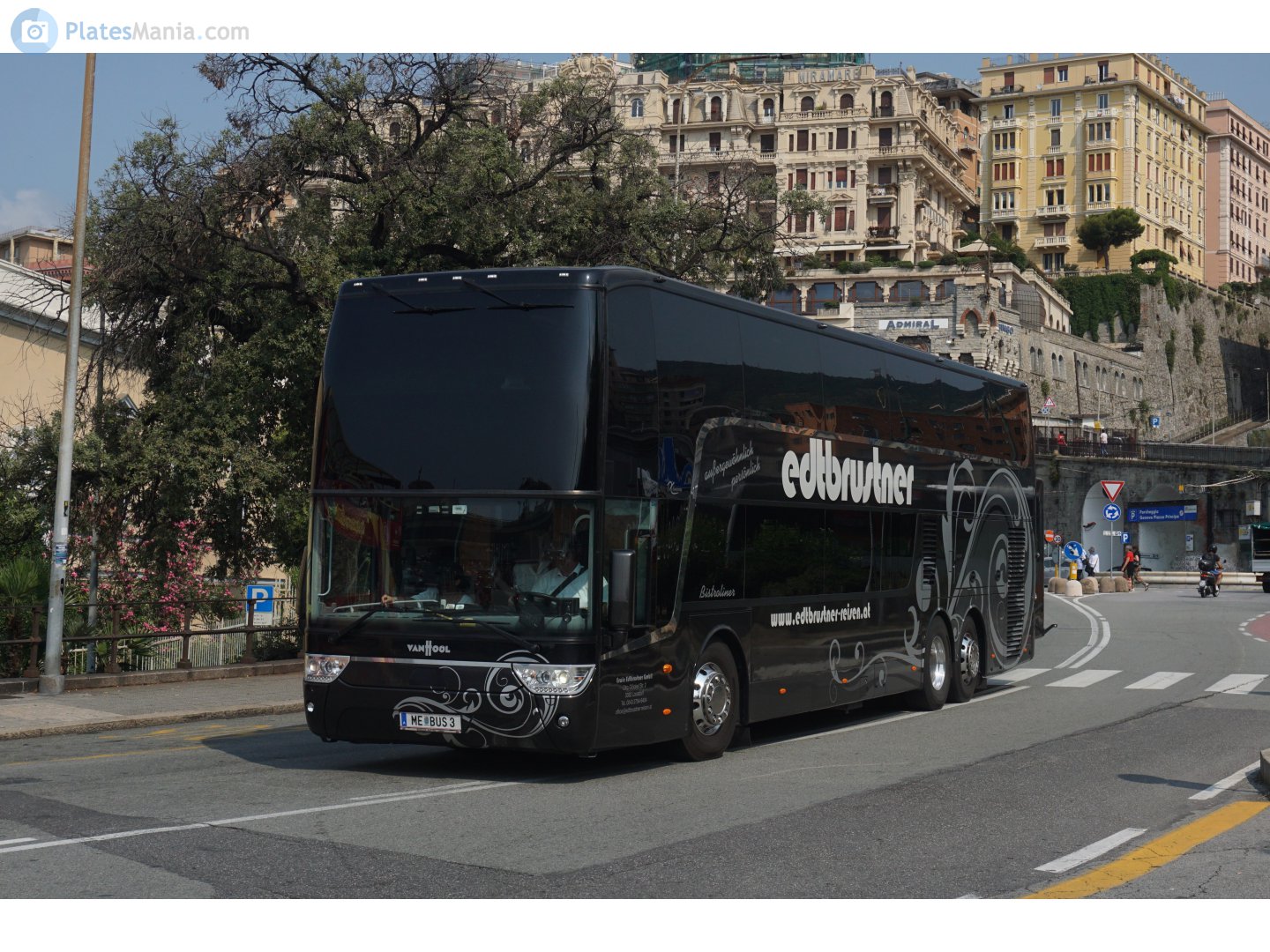ME BUS 3, Van Hool TX-Series 