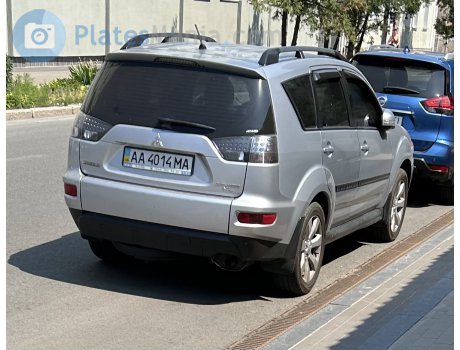 AA 4014 MA, Mitsubishi Outlander