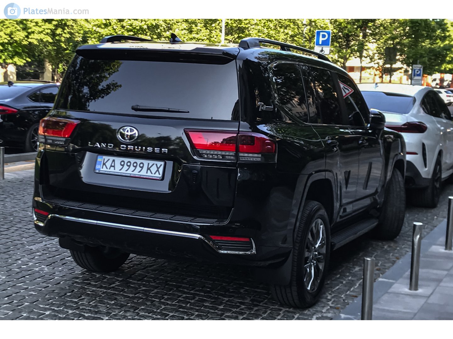 KA 9999 KX, Toyota Land Cruiser 300 (J300), 2021–