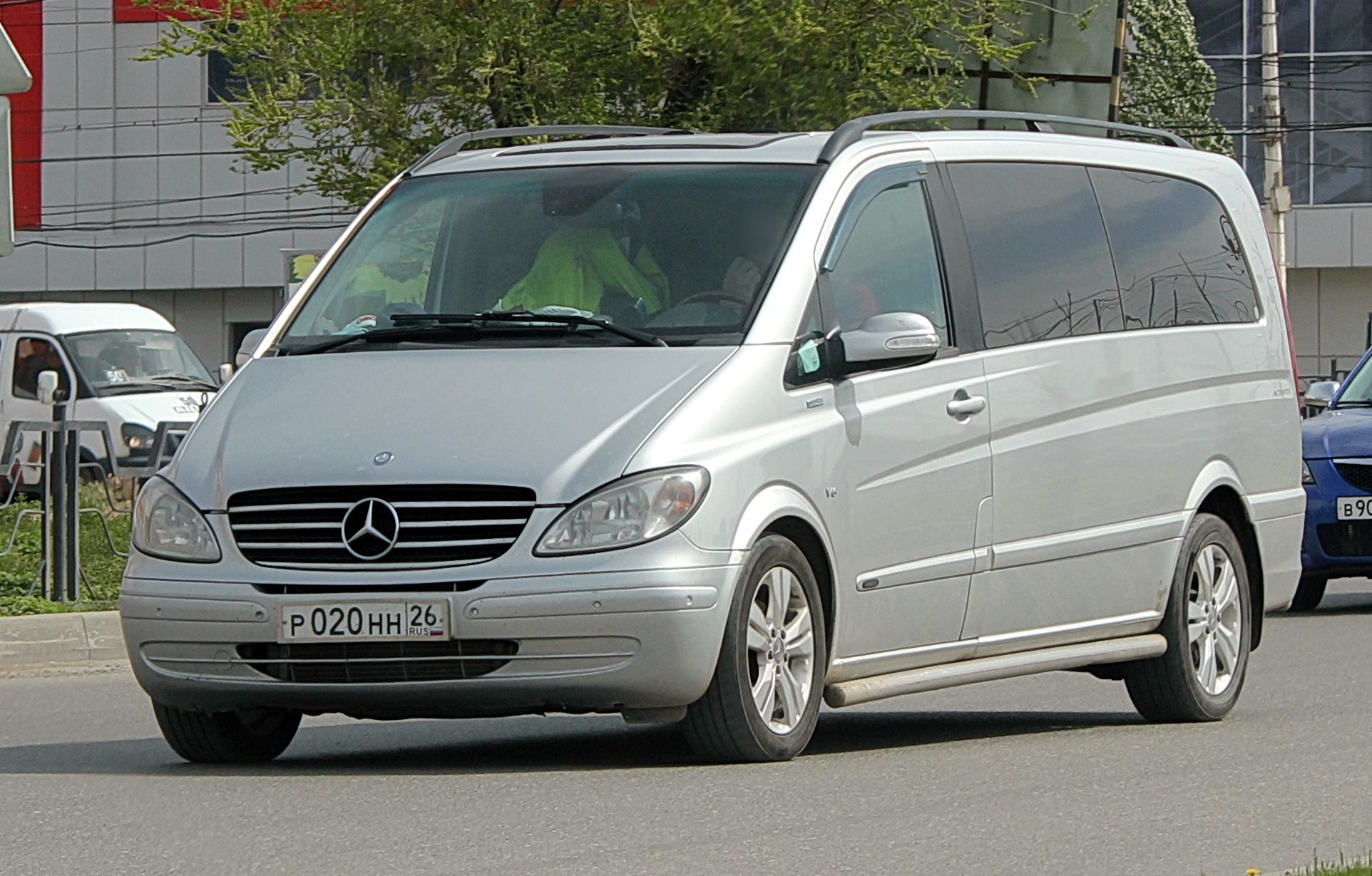 р 020 нн 26, Mercedes-Benz Viano 1st gen (W639), 2003–2010
