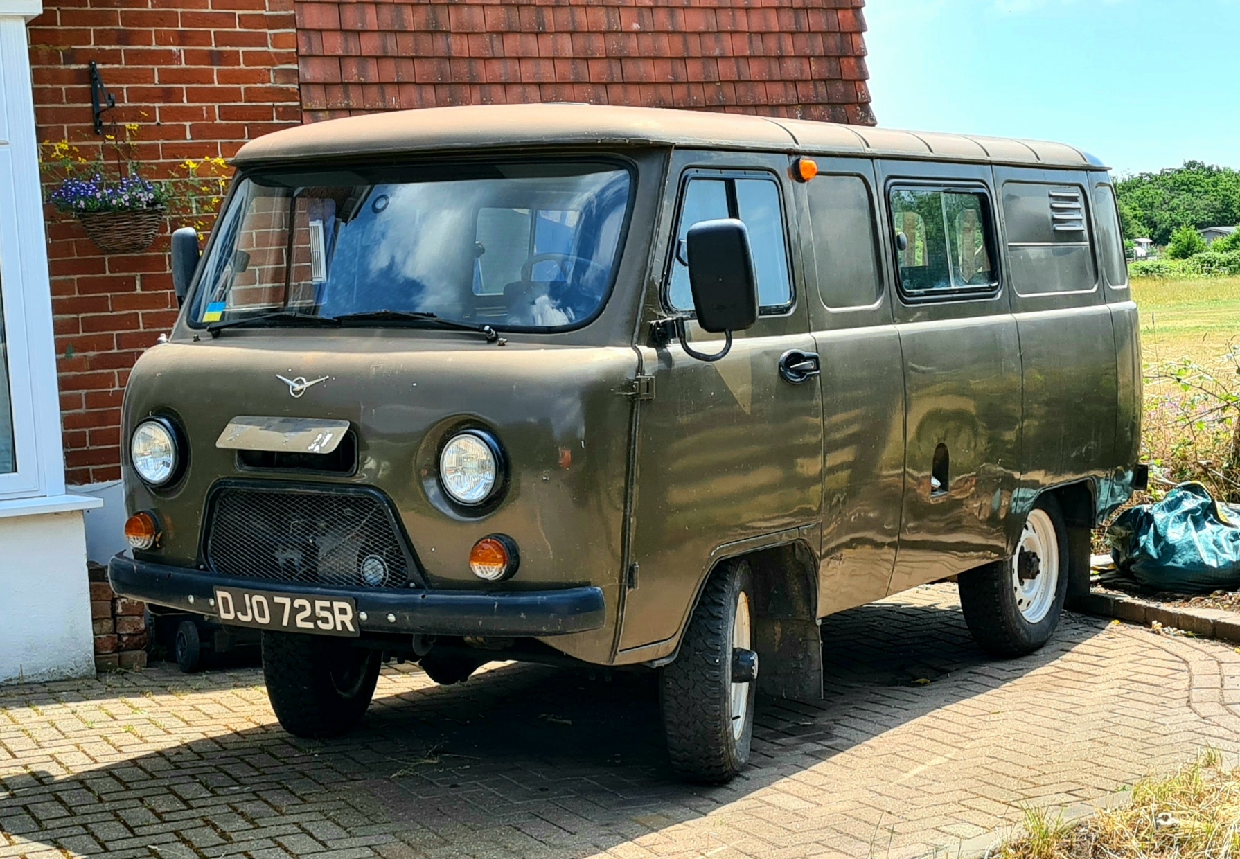 DJO725R, UAZ 452 452/3741 All-metal Van, 1965–