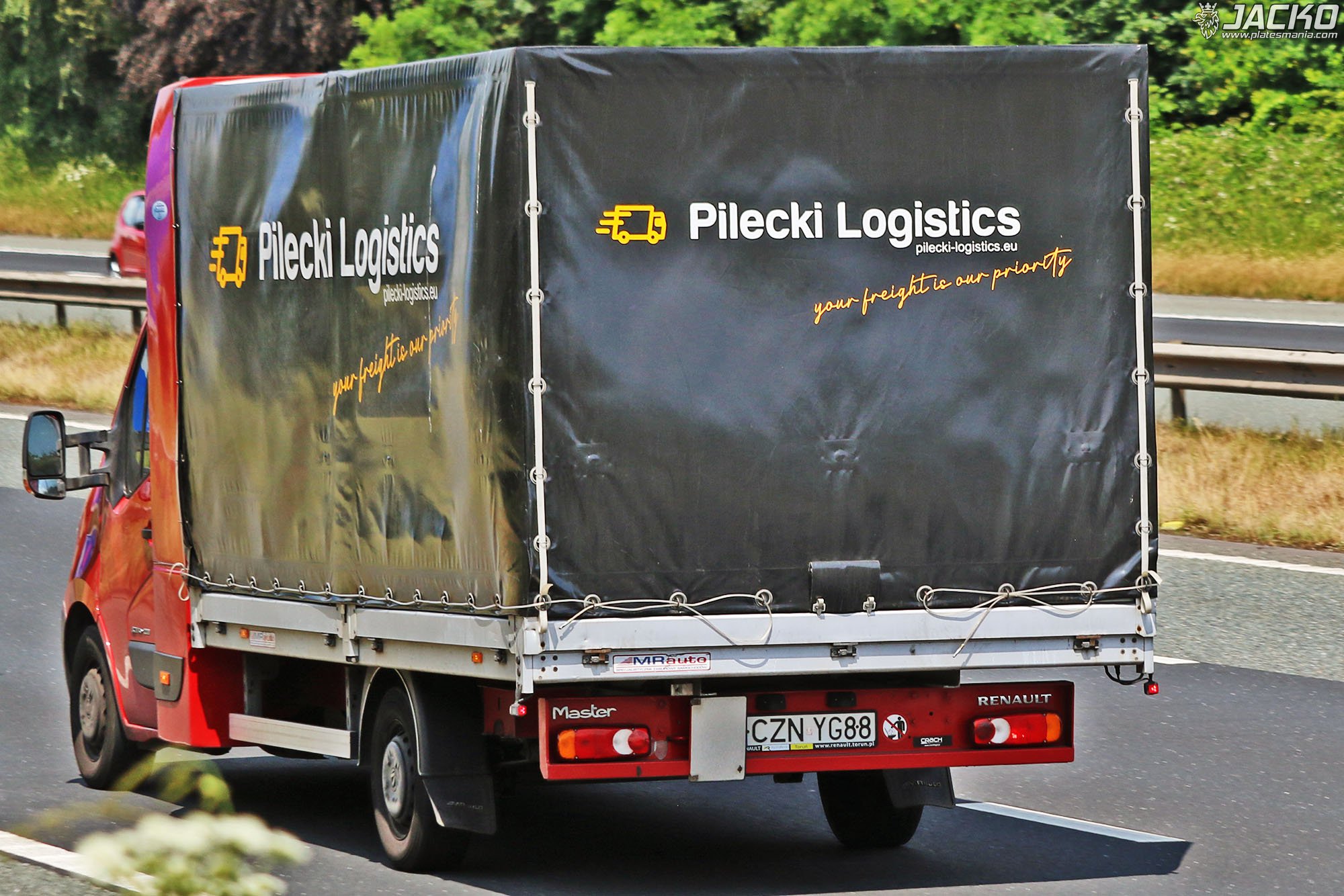 CZN YG88, Renault Master 3rd gen Van (J62), 2010–2019