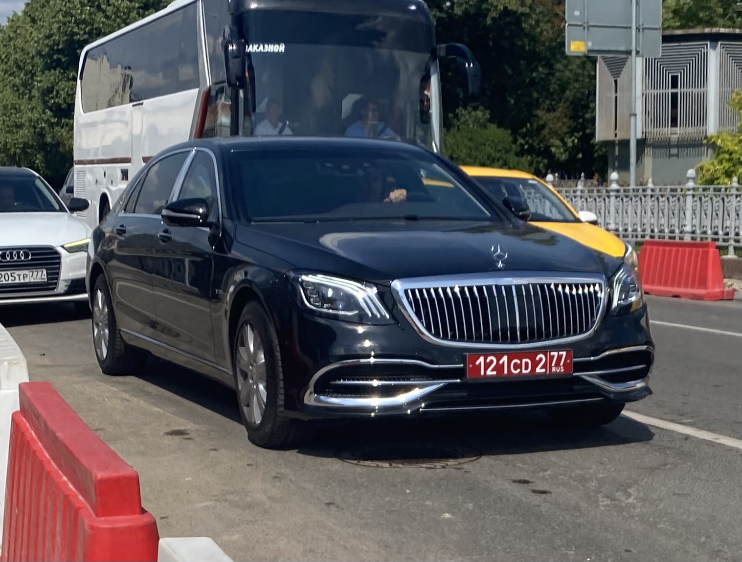 121 CD 2 77, Mercedes-Benz S-Klasse Maybach, 8th gen Sedan (X222), 2015–2020