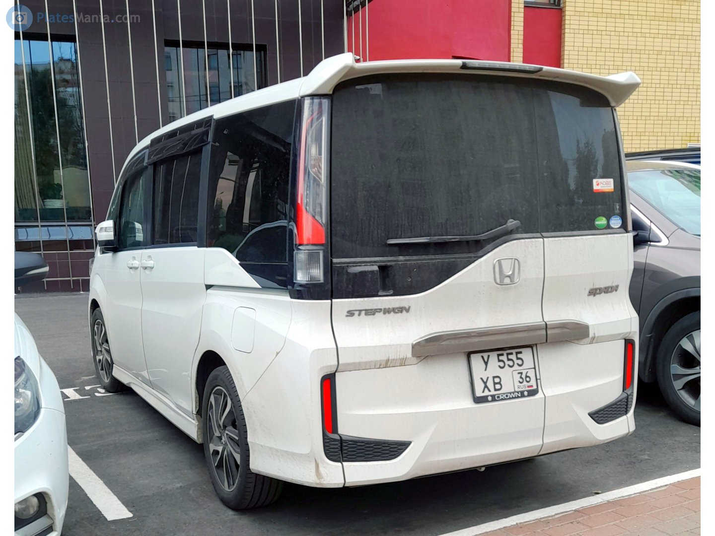 у 555 хв 36, Honda Stepwgn 5th gen Spada (RP1–5), 2015–2022