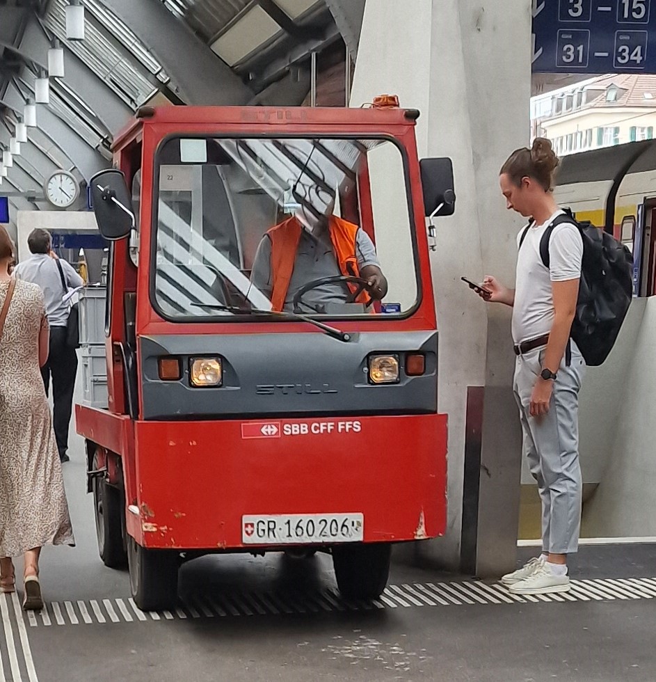 GR 160206, Still R-Series 