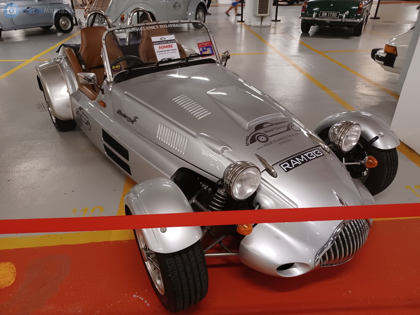 RAM 1313, Mitsuoka Zero 