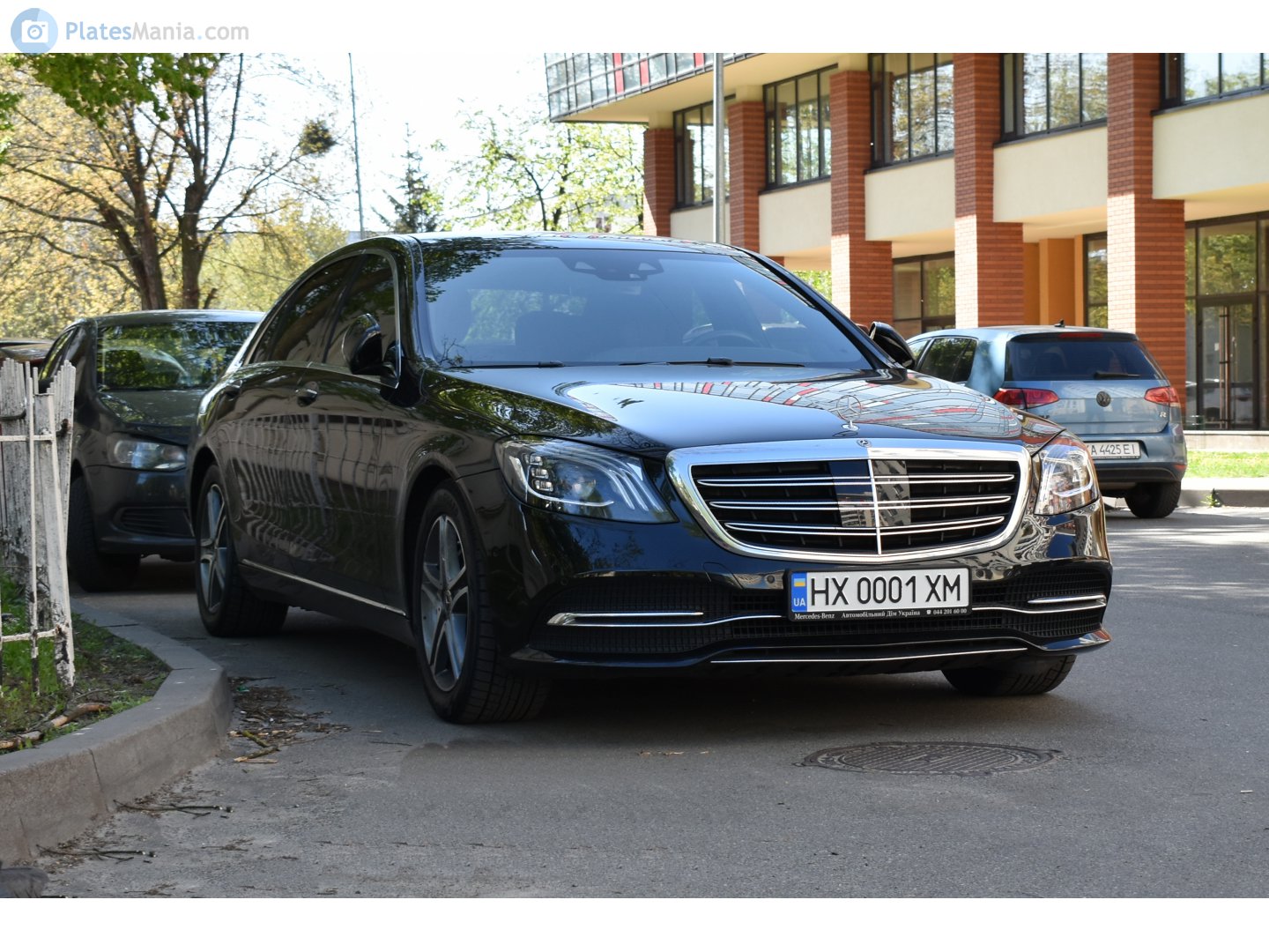 HX 0001 XM, Mercedes-Benz S-Klasse 8th gen Sedan (W222/V222), 2013–2020