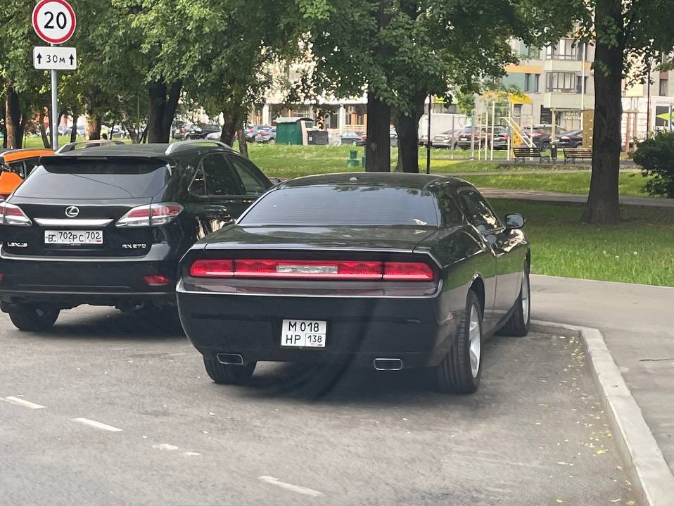 м 018 нр 138, Dodge Challenger 3rd gen (LA/LC), 2008–2014