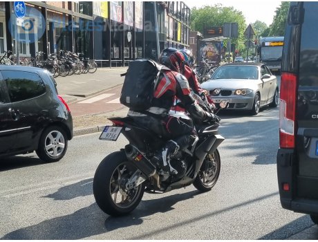 HH 9756, Aprilia RSV