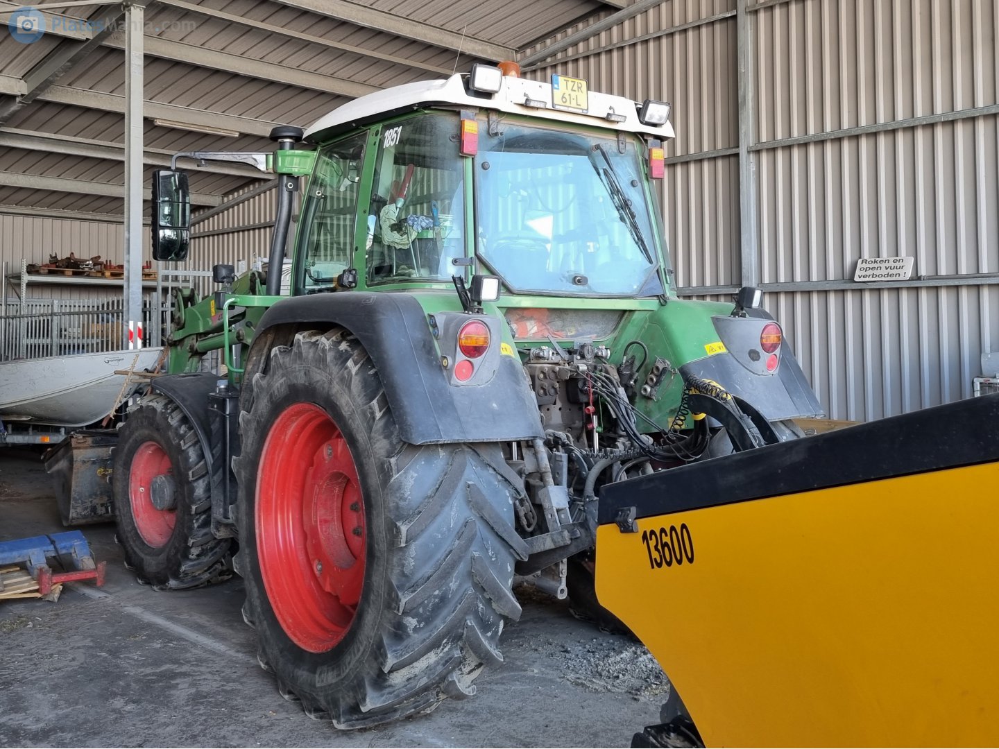 TZR-61-L, Fendt 300-Series 