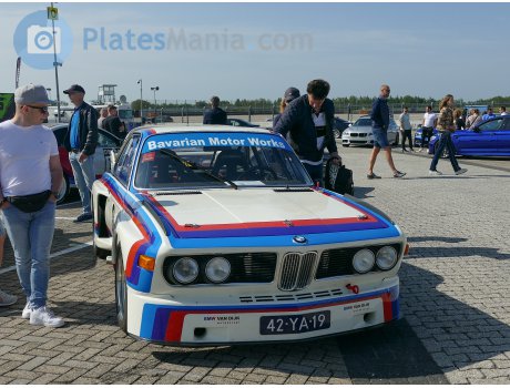 42-YA-19, BMW E9